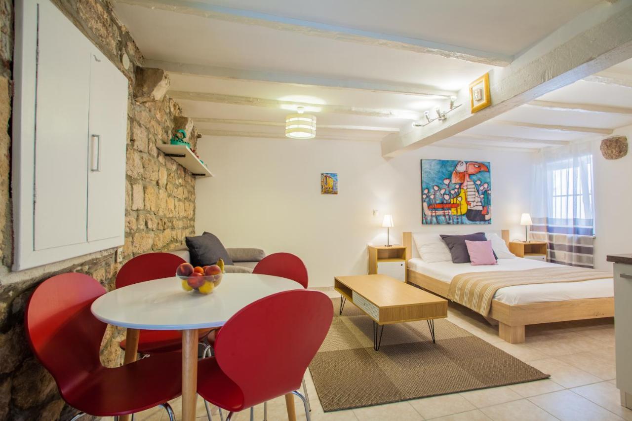 Honey Art Apartment Cres Extérieur photo
